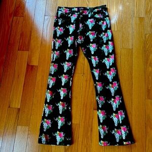 Fallon Taylor Ranch Dressin Camo Bovine Skull Horseback Riding Jeans Youth 14